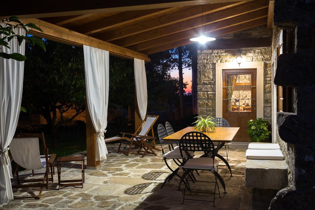 Holiday Home Casa Dei Farfui Momjan Exterior foto